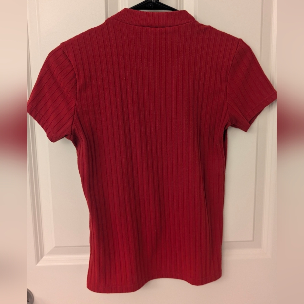Red Ribbed T-Shirt - Picture 2 of 2